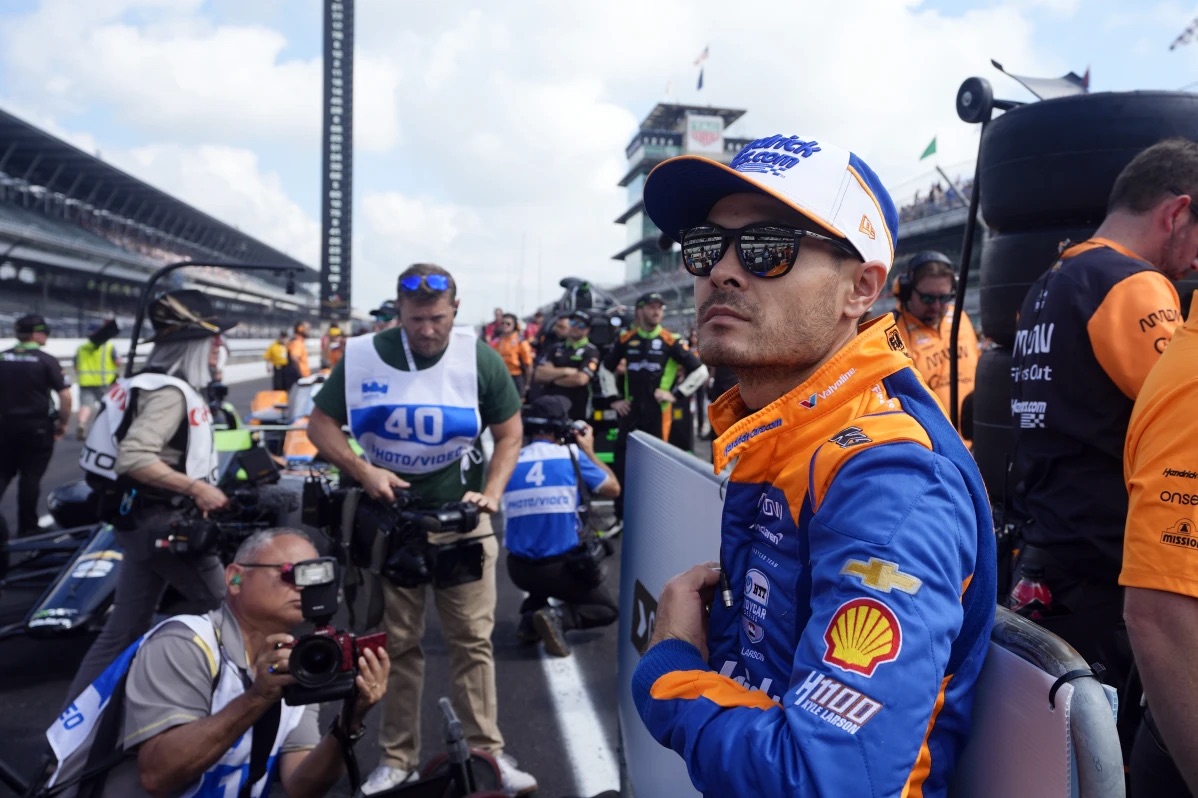 NASCAR star Kyle Larson rockets toward the top of Indianapolis 500 qualifying on his second attempt