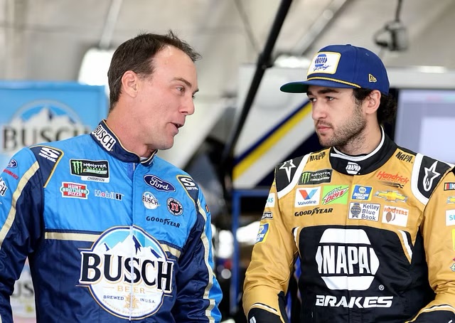 “What are you doing here?”: Chase Elliott drag Kevin Harvick racing at Five Flags Speedway