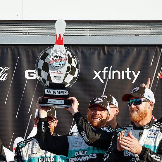 “Final Lap Showdown: Chris Buescher Triumphs Over Shane van Gisbergen in Thrilling Watkins Glen Duel”