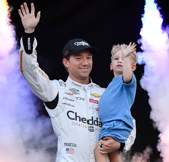 “Racing Royalty in Training: Tyler Reddick Paves a Unique Path as 4-Year-Old Son Beau Prepares to Chase Racing Dreams”