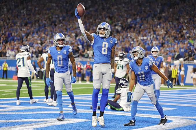 The detriot Lions left fans with surprises by Revealing popular artists for Thanksgiving Halftime Headline.