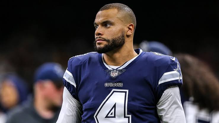 Dallas Shocker: Dak Prescott Overlooked by Teammates in Top 10 QB Rankings!