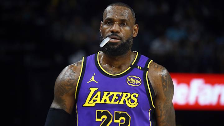 LeBron James Made NBA History In Raptors-Lakers Game